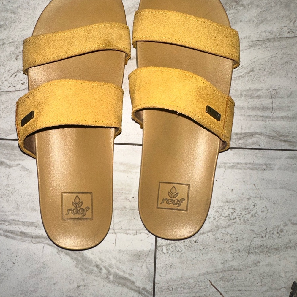 Reef Mustard Suede Slides